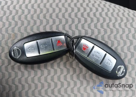 2014 Nissan Versa Note Sv из США, поврежденный, VIN 3N1CE2CP2EL402621